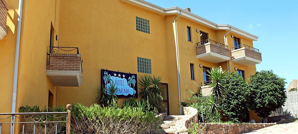 Hotel Le Palme SantʼAnna Arresi Buitenkant foto